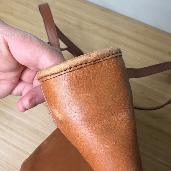 Nine West Leather Shoulder Bag Purse Hand Painted Blue Crab Coastal Marine Beach - Picture 11 of 16